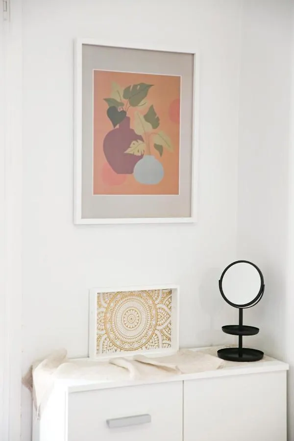 Uranus Apartment Θεσσαλονίκη 0*,  Ελλάδα